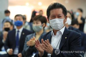 민주당, 정은경 면담 김종인에 "무식한 훈장질"