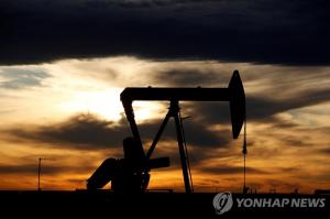 국제유가, 코로나 재유행 우려 속 급락…WTI 4.4%↓, 국제금값도 2.6%↓