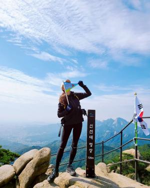 이시영, 인스타그램으로 전한 유튜브 채널 오픈 예고…“같이 등산 다녀요”