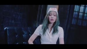 “가장 큰 피해자는 제니”…‘간호사 성적 대상화 논란’ 블랙핑크(BLACKPINK) ‘Lovesick Girls’ MV 편집 결정에 해외 팬들도 갑론을박