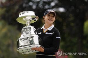 김세영, 박인비 제치고 KPMG 여자 PGA 챔피언십 정상…첫 메이저 우승+통산 11승 달성