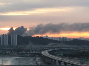 인천 남동공단 공장서 화재…소방당국 진화 중