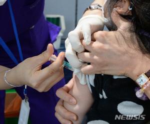 독감예방주사 맞고 사망한 17세 남학생…신성약품 주가에 쏠리는 관심