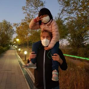 "빌푸는 착한 이모부"…&apos;어서와&apos; 빌푸, 한국인 아내 누구길래? 결혼 이후 달달 일상 공개