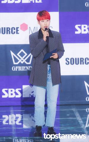 [HD포토] 재재, ‘여자친구 쇼케이스 MC 맡았어요~’