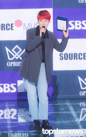 [HD포토] 문명특급 재재, ‘여자친구 쇼케이스 MC 맡은 연반인’