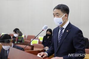 박능후, 중국산 코로나19 백신 정부가 구매 안한다…민간차원 진행