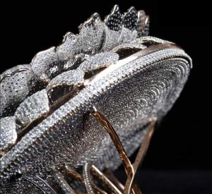 인도서 다이아몬드 1만2천638개로 반지 제작…기네스 기록