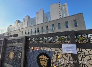 서울동부구치소서 수용자 2천여명 전수검사 결과 코로나19 신규확진자 288명…이명박은 검사 제외