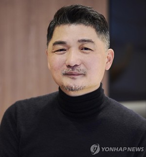 &apos;SM엔터 시세조종 의혹&apos; 수사 카카오 윗선으로…김범수 출석통보