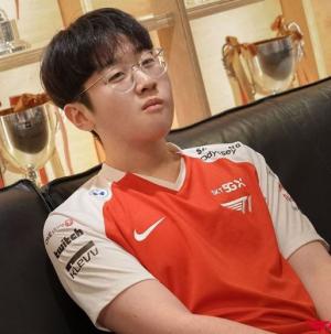 T1 &apos;제우스&apos; 최우제, &apos;2021 LCK 스플링 스플릿&apos; 농심전서 데뷔전