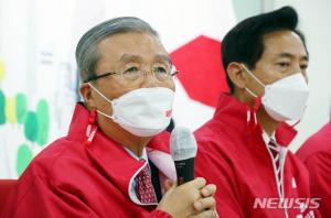 김종인 "안철수 토론도 못해"…안철수 "김종인 발언 모욕적"