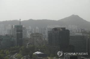 [내일 날씨] 토요일 전국 곳곳 소나기…황사로 미세먼지 나쁨