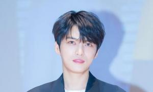 가수 김재중, 갈비뼈 골절상…진단서 공개