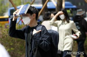 [오늘 날씨] &apos;서울 28도&apos; 낮 초여름…수도권 등 곳곳 25도 넘어