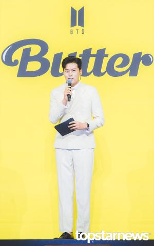 [HD포토] 김일중 아나운서, ‘BTS 기자간담회 사회 맡은 김일중’ (방탄소년단 Butter 글로벌 기자간담회)