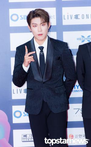 [HD포토] 에이비식스(AB6IX) 박우진, ‘언제나 진지한 남자’ (2021 드림콘서트 레드카펫)