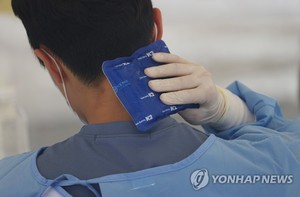 [오늘 날씨] 낮 최고 35도 폭염특보에 열대야…곳곳 소나기