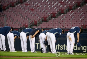 NC다이노스 선수들, 원정기간 중 외부인과 음주?…방역지침 위반 의혹