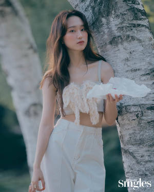 배우 류혜영, 청초한 비주얼로 ‘여름 여신’ 등극…사랑스러운 ‘숲속 요정’