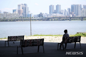 [오늘 날씨] 전국 폭염특보 &apos;가마솥 더위&apos;…강원·경북 일부 비소식