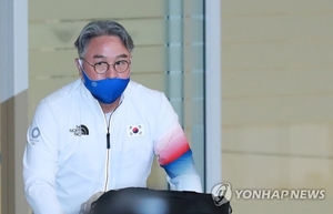 "명장의 쓸쓸한 퇴장"…김경문, 야구 대표팀 감독 임기 종료→계약 연장 NO