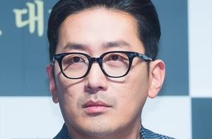 [TOP이슈] 하정우, ‘불법 프로포폴 인정’…출연 영화 ‘빨간불’