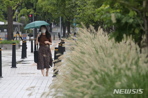 [날씨] 비, 오후엔 더 강해진다…충청권 최대 250㎜