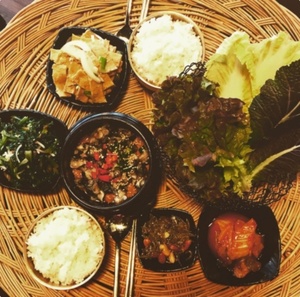 ‘생생정보-청춘시대’ 수원 ‘우렁이 쌈밥’ 맛집 위치는? 진짜 사나이의 우렁이제육쌈밥-토마토된장찌개 外