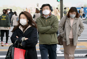 [내일 전국 날씨] 경상권과 동해안에는 가을비 소식…아침 기온 &apos;뚝&apos; 떨어져