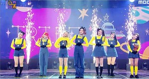 트라이비, ‘음악중심’→‘World is One 2021 콘서트’ 접수 ‘우주급’ 매력 발산