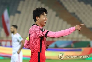 "손흥민 병역특례 봉사시간 못 채워…선수 보호 필요" 정청래, 비대면 봉사활동 대체 요구