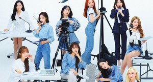 우주소녀, 팬미팅 &apos;WJ STAND-BY&apos; 개최…"블루스퀘어에서 만나요"