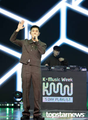 [HD포토] 로꼬, ‘모두 다 핸즈업~!’ (2021 K-Music Week)