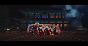 원어스(ONEUS), &apos;월하미인&apos; 시어터 버전 퍼포먼스 MV 공개, 영화 &apos;광해&apos; 속 1인 2역 퍼포먼스 재현… 한국의 美 정점