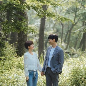김수지 아나운서, 가수 한기주와 깜짝 결혼 발표…"방송에서 연이 닿아"