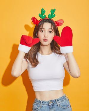 “벌써 10일 앞으로”…‘최민환♥’ 율희, 다이어트 성공? 크리스마스 기념 사진 공개