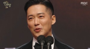 [TOP이슈] ‘2021 MBC 연기대상’ 남궁민, 통산 2번째 대상…여자친구 진아름 향한 애정까지