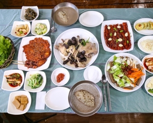 ‘생생정보’ 청송 백숙 맛집 위치는? 능이버섯토종닭-닭불고기-더덕구이 外