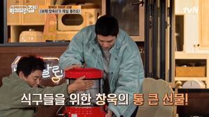 “써본 적 없어”…지창욱, ‘바퀴 달린 집3’ 방문→호빵 기계 선물