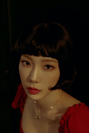 태연, 오늘(17일) 신곡 ‘Can’t Control Myself’ 공개…쁘띠 단발로 변신