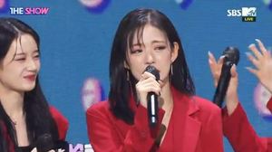 "실력이 너무해"…프로미스나인, &apos;더쇼&apos; 앵콜 무대 가창력 논란