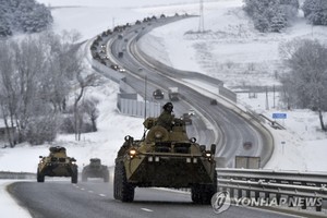 러시아, 우크라이나 전쟁 긴장 고조 속 EU 인사 입국금지…EU 반발