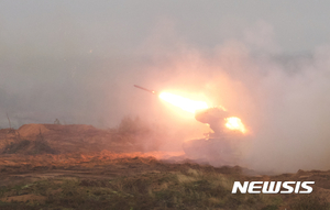 로이터 통신 "러시아軍, 우크라이나 제2도시 하르키우 대공습"