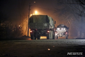 러시아軍, 우크라이나 도시∙항구∙건물 등에 무자비한 공격..시신과 부상자 수습 기회도 안줘