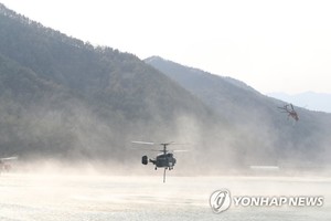 5일째 이어진 밤샘 사투…헬기 철수에 인력 대응(강원·경북 산불 진화)