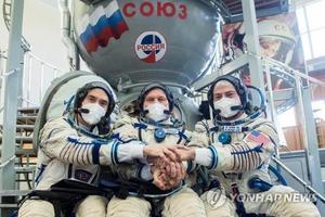 미국 우주비행사, 러 소유스 캡슐 타고 지구귀환 확정(러시아 우크라이나 전쟁)
