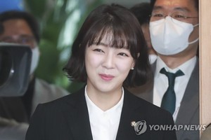 김은혜, 경기지사 출마로 사의…윤석열 당선인 새 대변인에 배현진