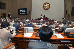 대선 패배·한동훈 무혐의·유시민 실형구형·정치보복 우려 등이 검수완박 강행으로 이어져…검찰 집단반발 오히려 역효과