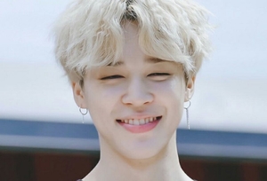 "Brand King Jimin" 방탄소년단 지민 발자취 따라 부산관광공사 복합 관광상품 추진...&apos;발자취가 곧 관광지&apos; 어린이날 추천 명소까지 &apos;지역경제 기여&apos;